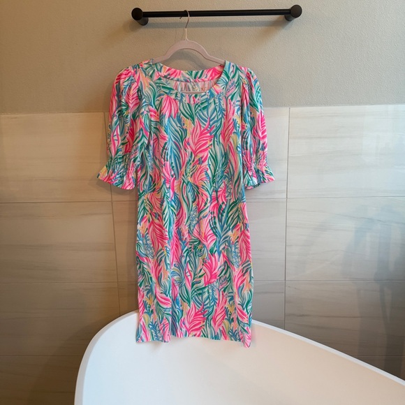 Lilly Pulitzer Dresses & Skirts - Lilly Pulitzer Pink and Green Leaf Mini Dress
